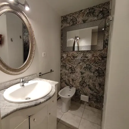 Appartement 114, Port Ambonne Au Village Naturiste *