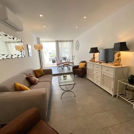 114, Port Ambonne Au Village Naturiste Apartment