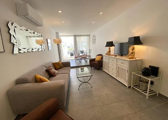 114, Port Ambonne Au Village Naturiste Apartamento